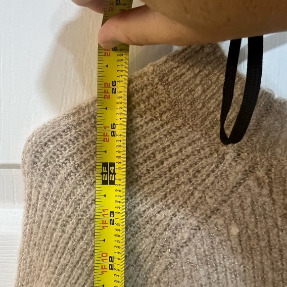 NWT ASOS DESIGN Wool Blend Oversized Sweater Beige Crew Neck Super Cozy Sz 10 - Picture 5 of 7